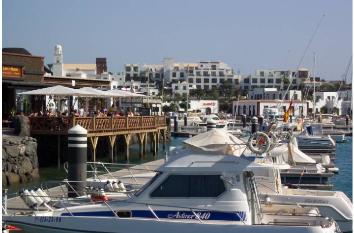 Playa Blanca Market