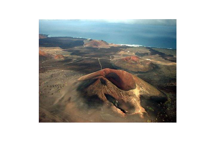 Tour to Timanfaya, Jameos del Agua, Cueva de los Verdes